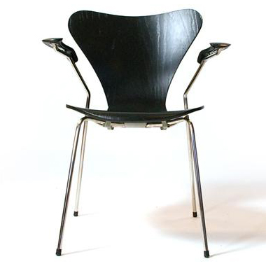 Arne Jacobsen Seven Arm Chair